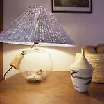 Tatil Evi Cottage In Dordogne With Accessible Terrace Roussines