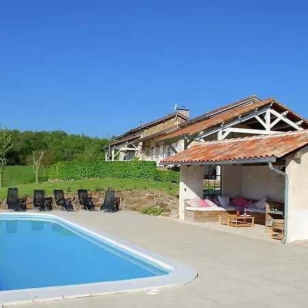 In Dordogne With Accessible Terrace *