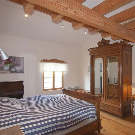 Casa vacanze In Dordogne With Accessible Terrace Roussines