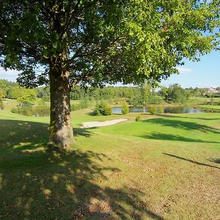 In Dordogne With Accessible Terrace 度假居 *