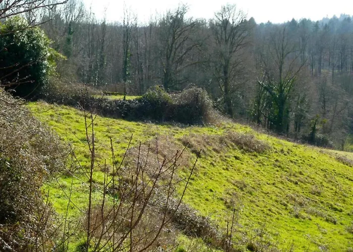 In Dordogne With Accessible Terrace Сasa de vacaciones *