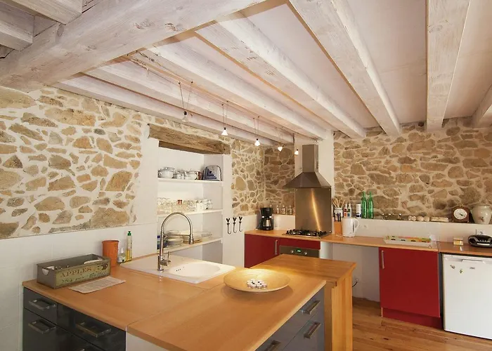 In Dordogne With Accessible Terrace Roussines